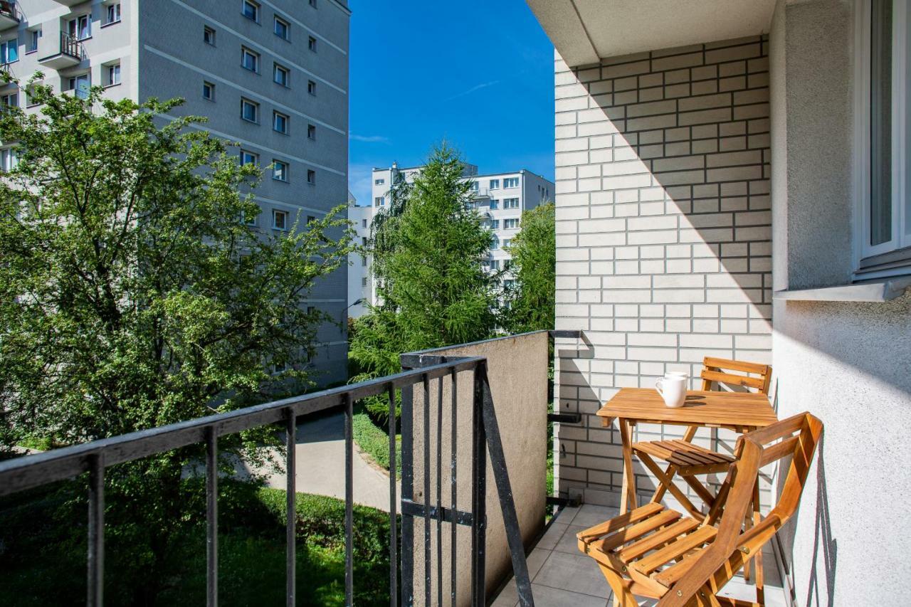 First Central Apartments By Noclegi Renters Warschau Exterior foto