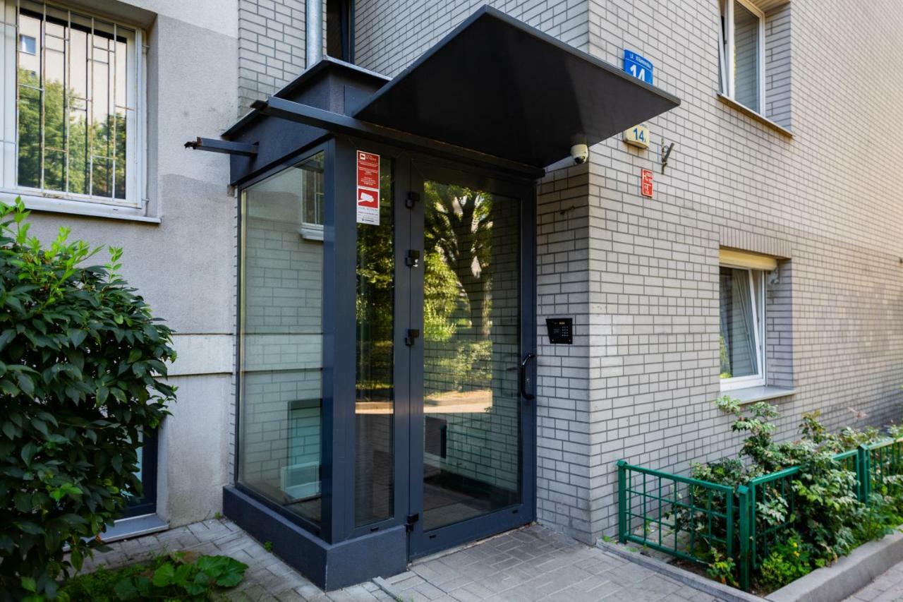 First Central Apartments By Noclegi Renters Warschau Exterior foto