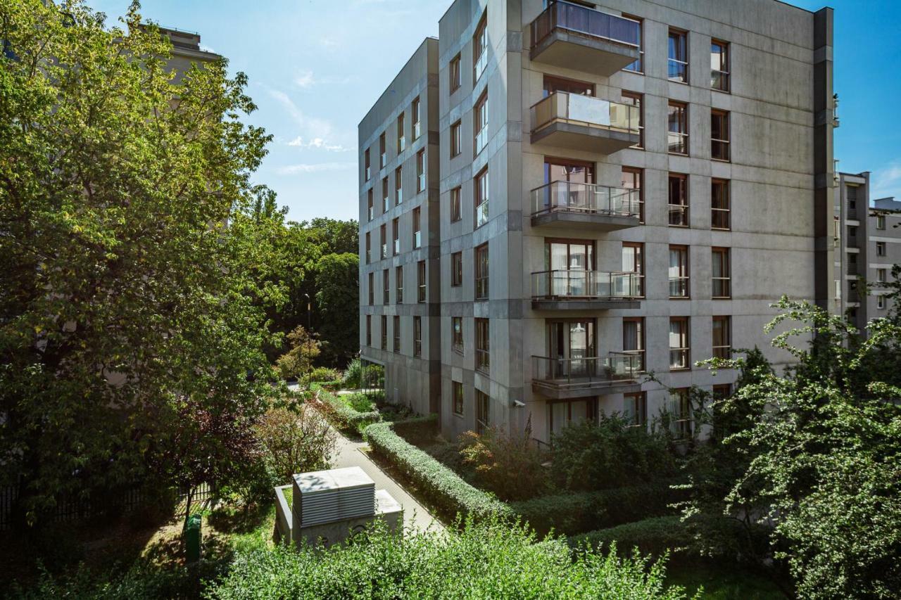 First Central Apartments By Noclegi Renters Warschau Exterior foto